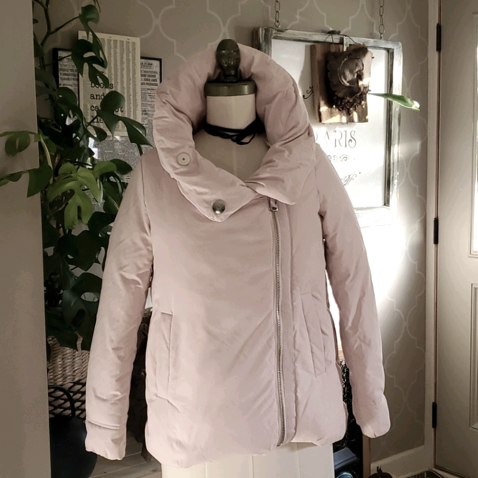 Zara Basic Outerwear Puffer Jacket